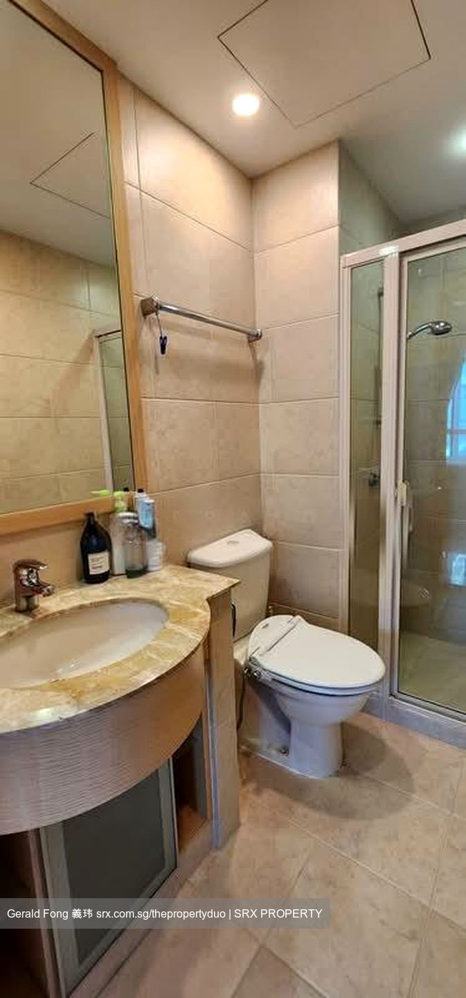 Hillview Regency (D23), Condominium #568777261